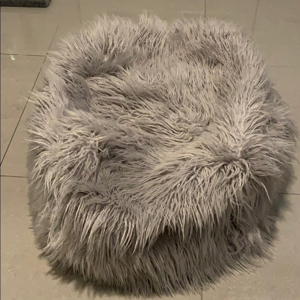Fur bean bag